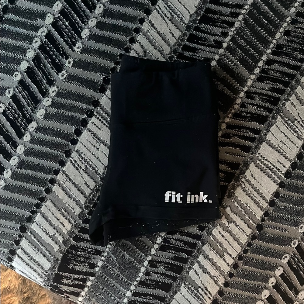 Fit Ink Black Leggings